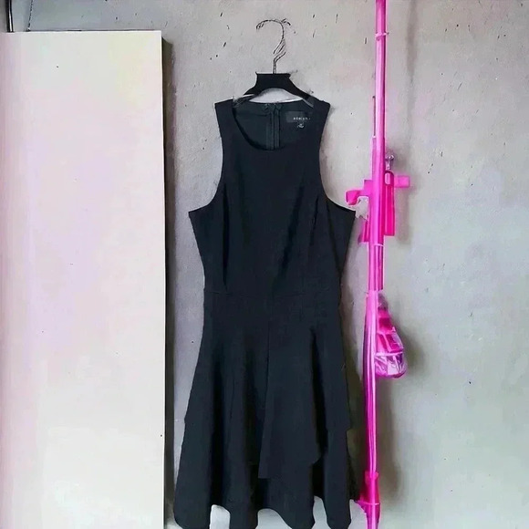 Adelyn Rae Athena Ruffle Fit and Flare Sleeveless Mini Cocktail Dress Size XS. - Picture 5 of 11